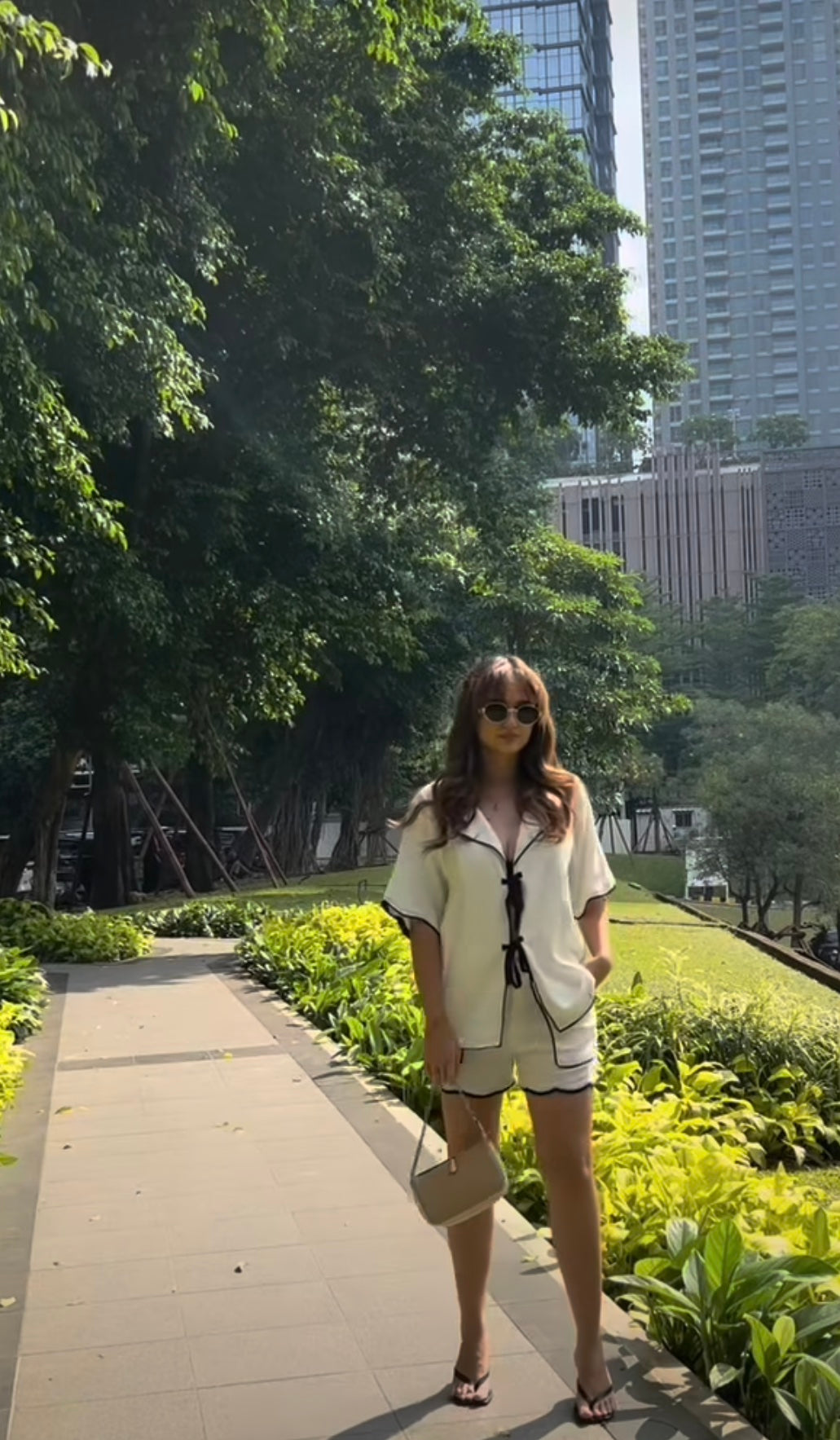 Inara Short Off White